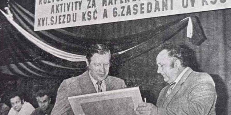 Z PŘÍRUČKY PRO POSLANCE – 1982