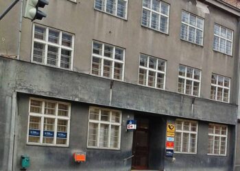 POŠTA SE PŘESOUVAT NEBUDE