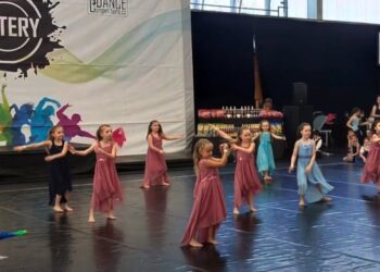 MOJE LOUNY TV: ELITERY VE SPORTOVNÍ HALE