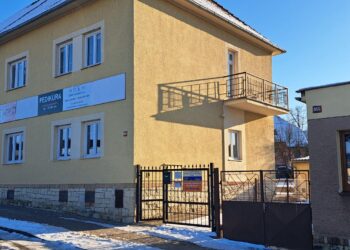ČÍNSKÁ A PŘÍRODNÍ MEDICÍNA, LYMFATICKÁ DRENÁŽ A MASÁŽE