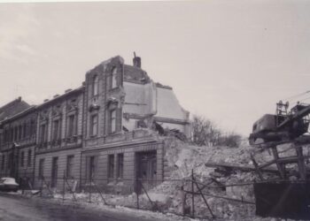 Z HISTORIE PODĚBRADOVY ULICE