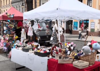 MOJE LOUNY TV: VELIKONOČNÍ AKCE NA NÁMĚSTÍ