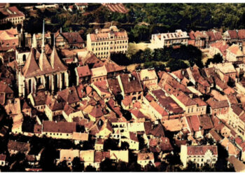 LETECKÝ POHLED NA LOUNY