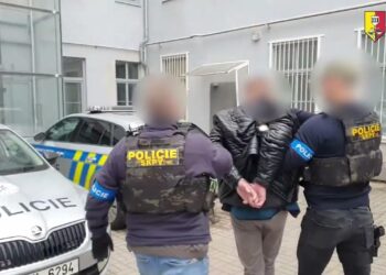 ÚTOK NA POLICISTY