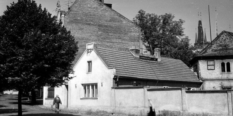 LOUNY KOLEM ROKU 1960