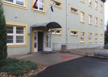 ZE ZASTUPITELSTVA (15.9.2025) – KRITIKA STAVEBNÍHO ÚŘADU