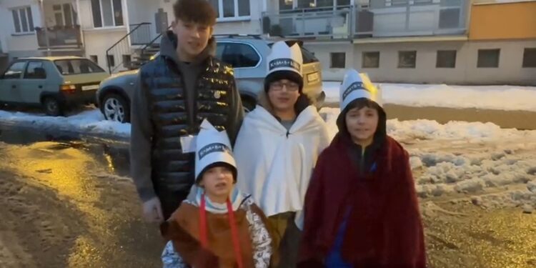 TŘI KRÁLOVÉ V ULICÍCH