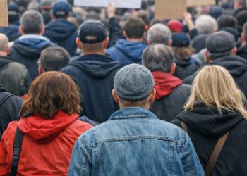 DEMONSTRACE NA PODPORU PREZIDENTA I V LOUNECH