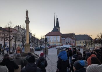 SHROMÁŽDĚNÍ NA PODPORU PREZIDENTA