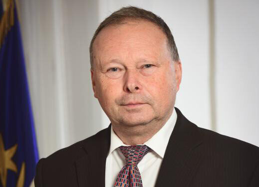 VIKTOR FÜRST NENÍ V SPD