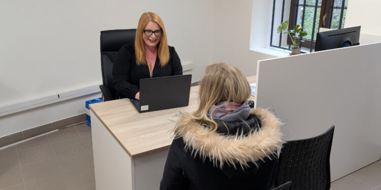 KONTAKTNÍ MÍSTO PRO BYDLENÍ