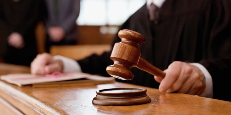 OKRESNÍ SOUD SE NA ČERNOU LISTINU NEDOSTAL