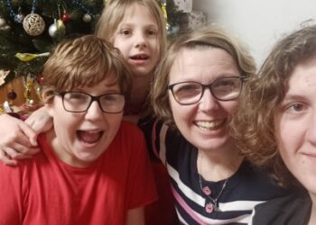 POMOZTE MAMINCE S ROZTROUŠENOU SKLERÓZOU