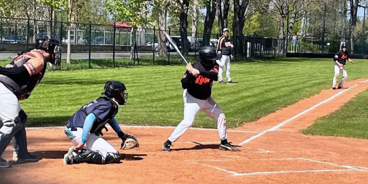 BASEBALLISTÉ SEHRÁLI DVOJZÁPAS