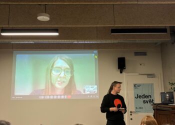 JEDEN SVĚT POKRAČUJE