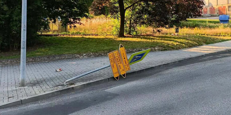 PODĚBRADOVA ULICE – VÍTĚZSTVÍ BLBCE NAD ZNAČKOU
