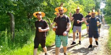 POŘADATELÉ POCHODU ŽIVOTA: BUĎTE OPATRNÍ