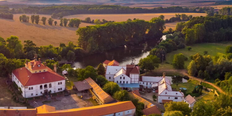 LETOŠNÍ LÉTO NA ZÁMKU PÁTEK