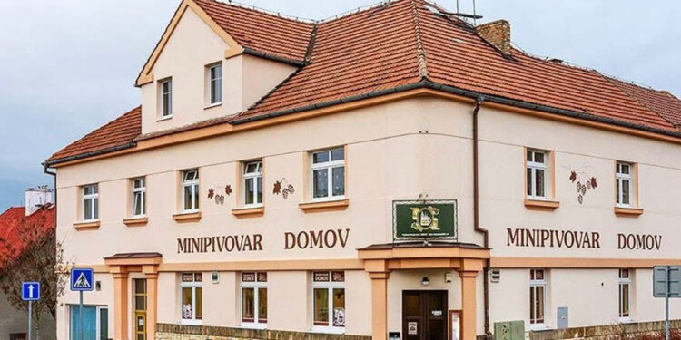 MINIPIVOVAR DOMOV