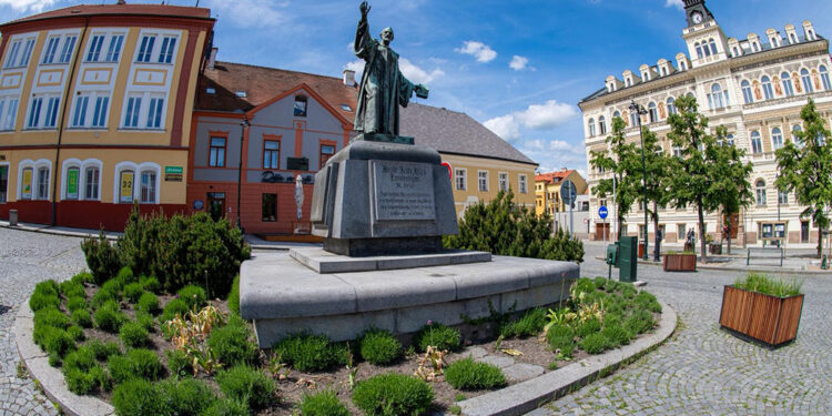 ÚTERNÍ FOTOGRAFIE P. TOMKA