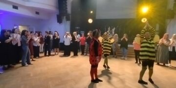 KVÍTEK SLAVIL NA ZASTÁVCE