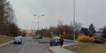 POD NEMOCNICÍ SE NEBUDE JEZDIT VÍC NEŽ TÝDEN