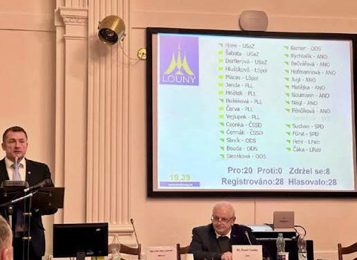 USTAVUJÍCÍ ZASTUPITELSTVO V LISTOPADU