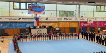 GYMNASTIKA VE SPORTOVNÍ HALE